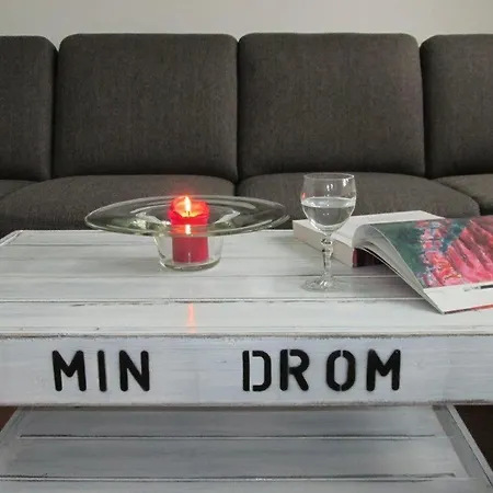 Сasa de vacaciones Hus-min-drom *